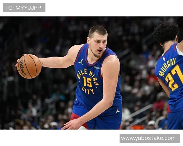 约基奇创历史第二佳绩12次三双35分15篮板10助攻仅次于罗伯特森