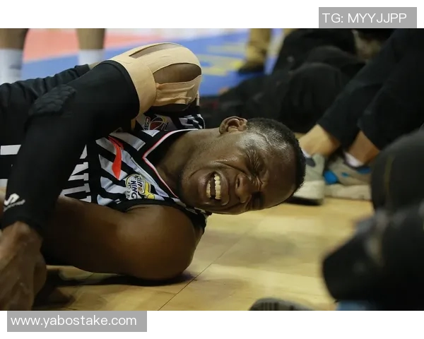 老詹亲赴发展联盟训练揭示其服务功能与重要性